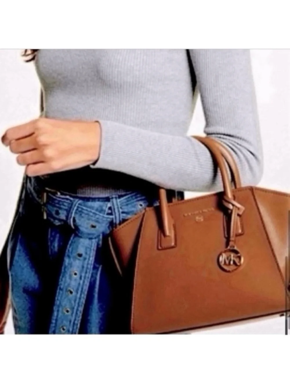 🆕- Michael Kors Logo Top Zip Satchel w/ Removable Crossbody Strap- GORGEOUS.
